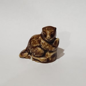 Wade Beaver, Rose Tea Collection