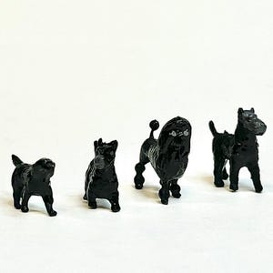 Vintage Marx Mini Masterpiece Dogs – Plastic Setter, Poodle, Scottie, Airedale (10-15mm)