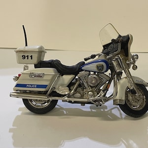 Harley-Davidson 1997 FLHT Electra Glide Standard 'Milwaukee Police Department'