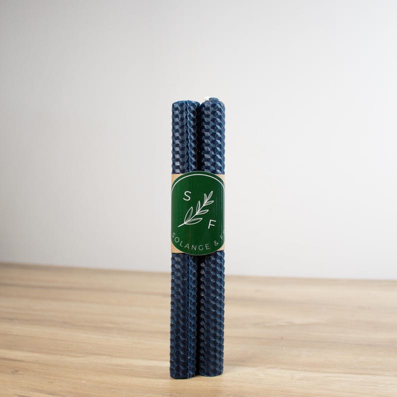 Solange & Frances Beeswax Taper Candles - Thumbnail 3