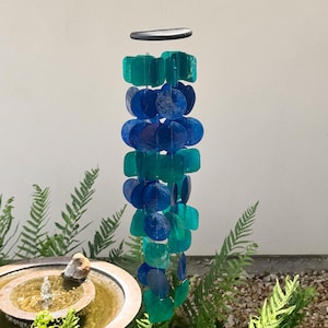 Garden Wind Chime Outdoor Decoration Coastal Style Mobile Hanging Patio Accent Piece Blue Green Capiz Shell Design Sunlight Reflecting Decoration Musical Garden Element Peaceful Yard Enhancement Handcrafted Windchime Nautical Theme Art