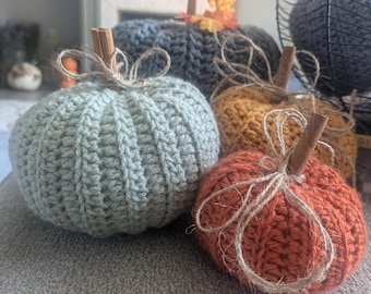 Gehäkelter Kürbis
