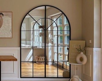 Gebogen raam Grote muurspiegel Boog over de volledige lengte Onregelmatige raamspiegel Boerderij Asymmetrische spiegel