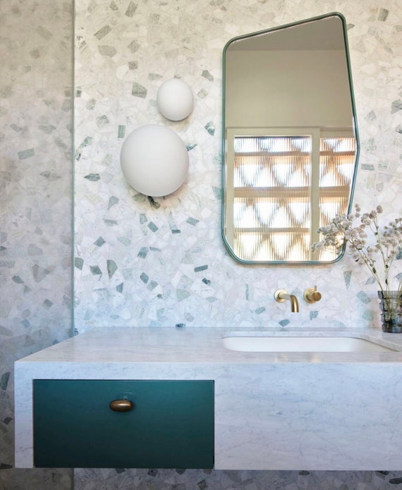 Asymmetrical Home Mirror Aesthetic Design Bathroom Mirror Wall Decor Irregular Unique Wall Hang Mirror