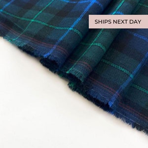 Navy Blue & Green Woven Plaid Flannel Fabric / 100% Cotton / Winter Fabric / Plaid Fabric