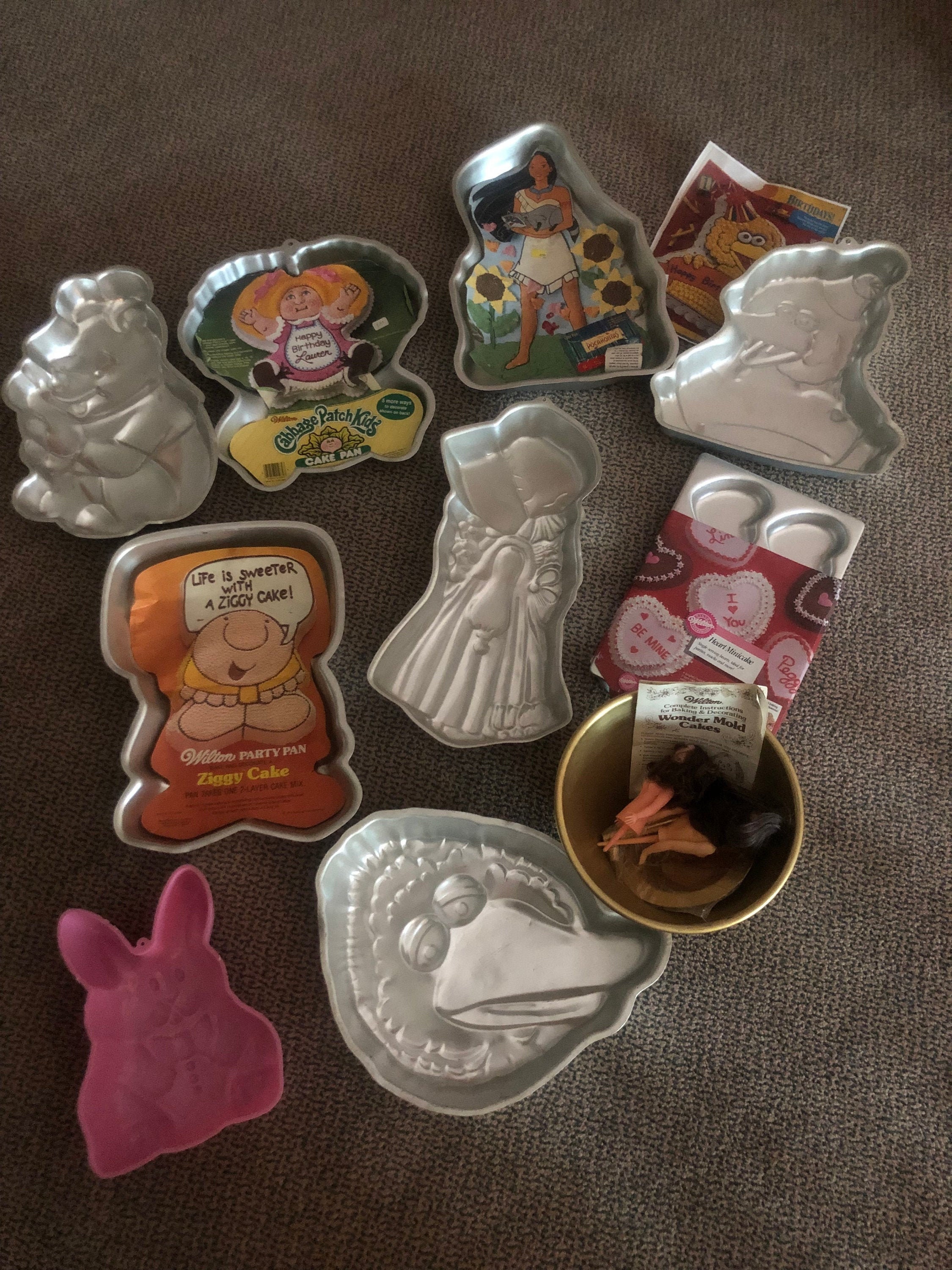 Character Cake Pans - Etsy Character Cake Pans - Etsy