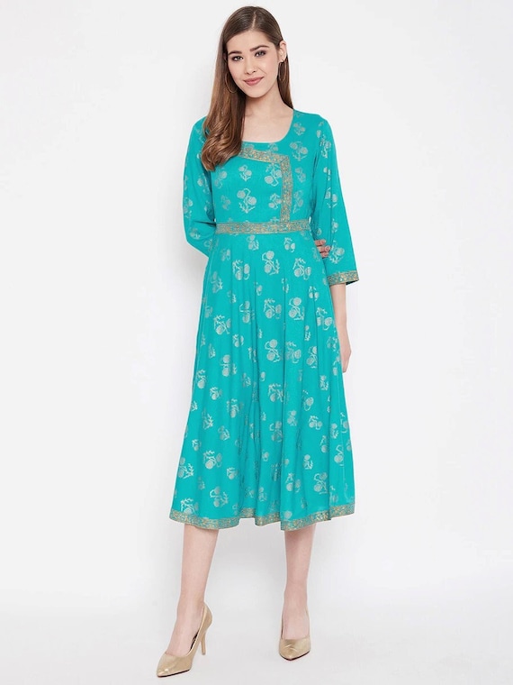 Buy online Red Printed Poly Rayon Overlap Kurti from Kurta Kurtis for Women  by Aavran for ₹640 at 0% off | 2024 Limeroad.com