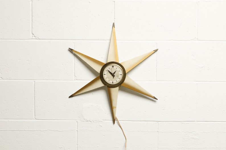 Vintage Midcentury Modern Starburst Wall Clock by Lanshire Chicago Etsy
