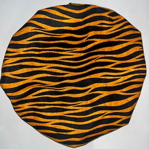 Handgefertigte Ankara Satin Mütze - Afrikanischer Print Satin gefütterte Haarschutzkappe