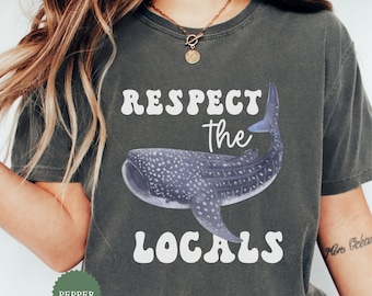 Camiseta Comfort Colors Tubarão-Baleia, Camiseta Respeite os Locais, Camiseta Inspirada no Oceano, Camiseta Praia, Garota Coco, Camiseta Gola Redonda Amante de Tubarão-Baleia