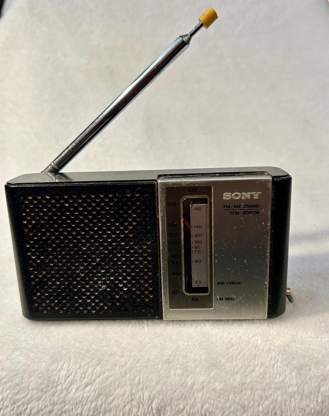 Vintage Sony AM/FM Transistor Radio Model TFM-6060W Working - Etsy