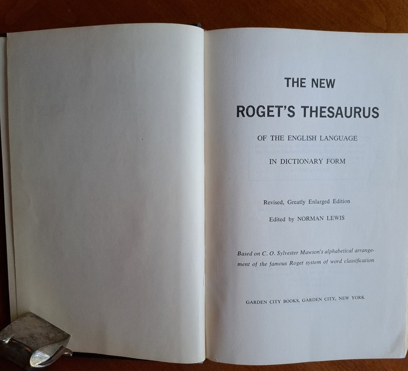 1961 the New Roget's Thesaurus/famous Book of Synonyms & Antonyms in