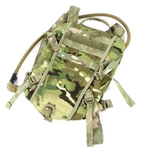 Zaino idrico SUPERGRADE British Army Virtus Rider 3L MTP