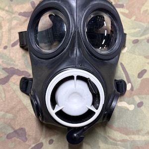 Avon Fm12 Gas Mask - Etsy
