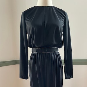 90's Maggy London Jump Suit Size Small to Small/Medium | Vintage 1990s Y2K Black Long Sleeve Jumpsuit