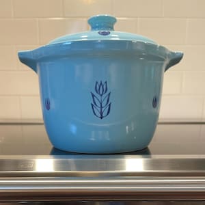 1950s Mid Century Modern Cronin Pottery Blue Tulip Lidded Bean Pot | Vintage 2 Quart Dutch Oven Bake  Casserole Dish