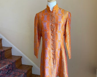 1970s Alfred Shaheen Oriental Print Silk Button Front Long Sleeve Dress |  Vintage Asian South Pacific Hawaiian Print Tunic Dress Small