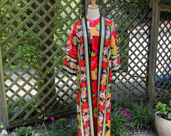 Vintage 1960's Silk Floral Caftan | Robe | Hostess Dress