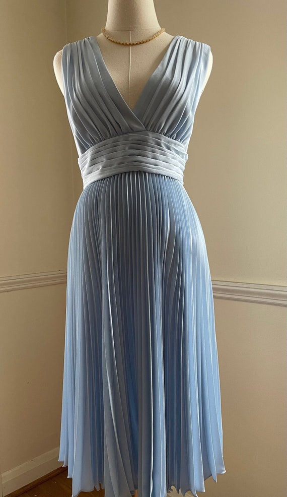 Badgley Mischka Pleated Light Blue 