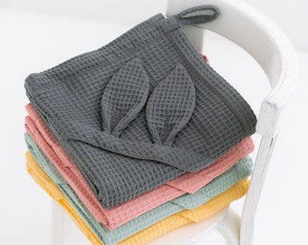 Serviette à capuche personnalisée pour enfants et bébés, serviette de bain gaufrée brodée pour bébé avec oreilles, serviette de bain en coton pour enfants, serviette à capuche en piqué gaufré.