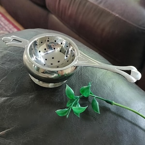Tea Strainer with Drip Stand, art deco pattern, vintage tea ware