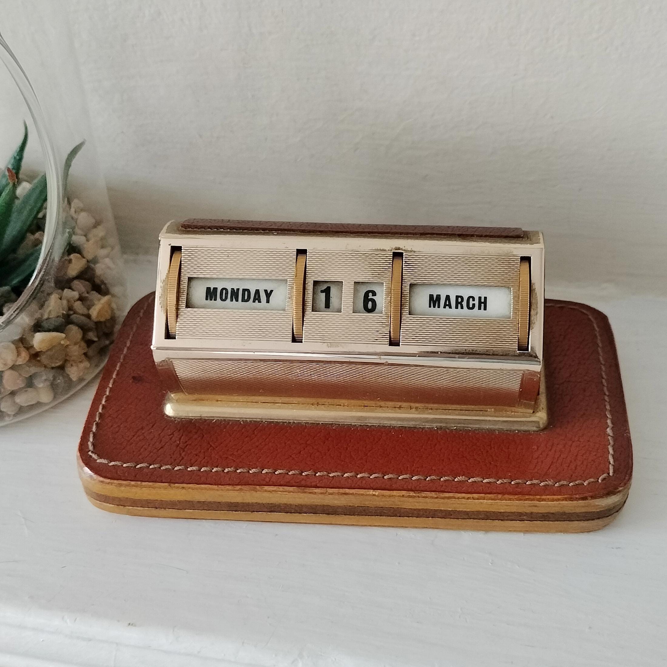 Vintage wooden perpetual calendar - Etsy 日本