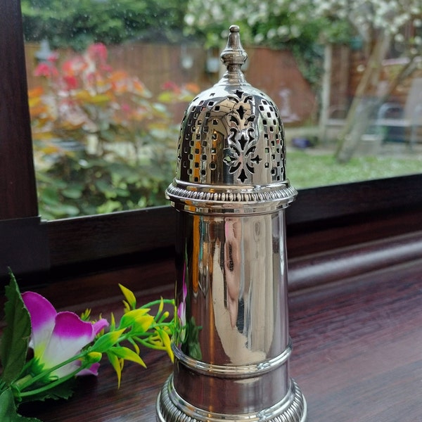 Vintage Sugar Shaker, silver plated column shape, made in England, kitchenalia