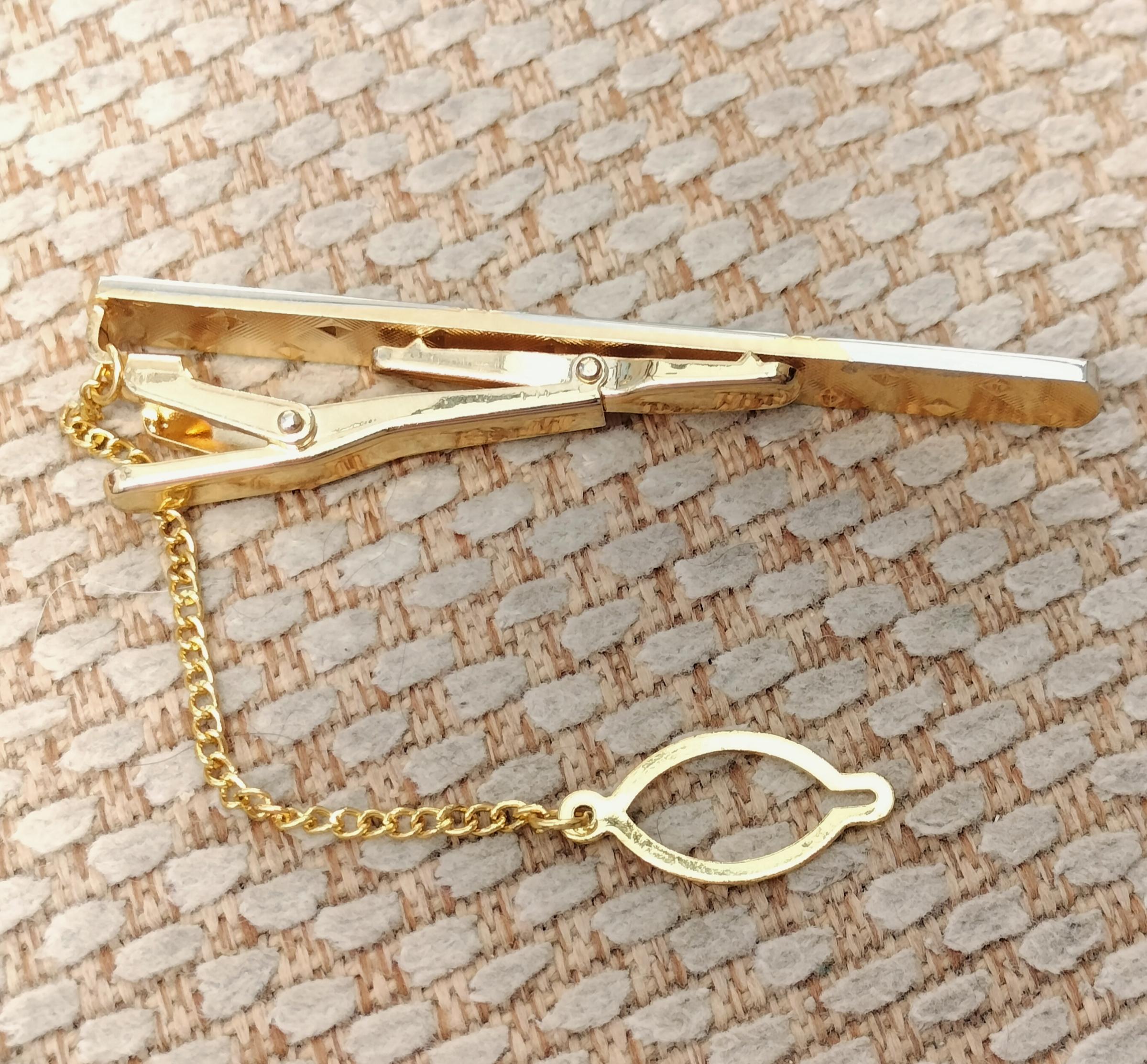 lacoste tie clip