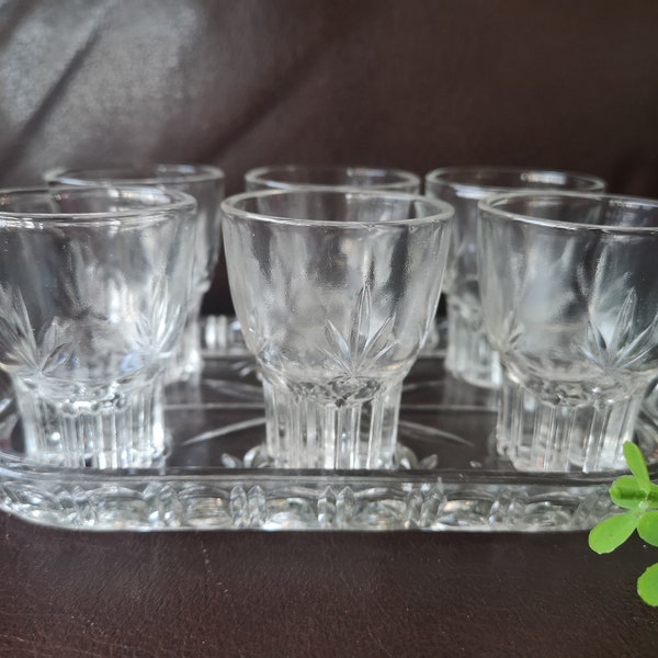6 Sherry Glasses with glass tray, matching toasting glasses, made in Germany