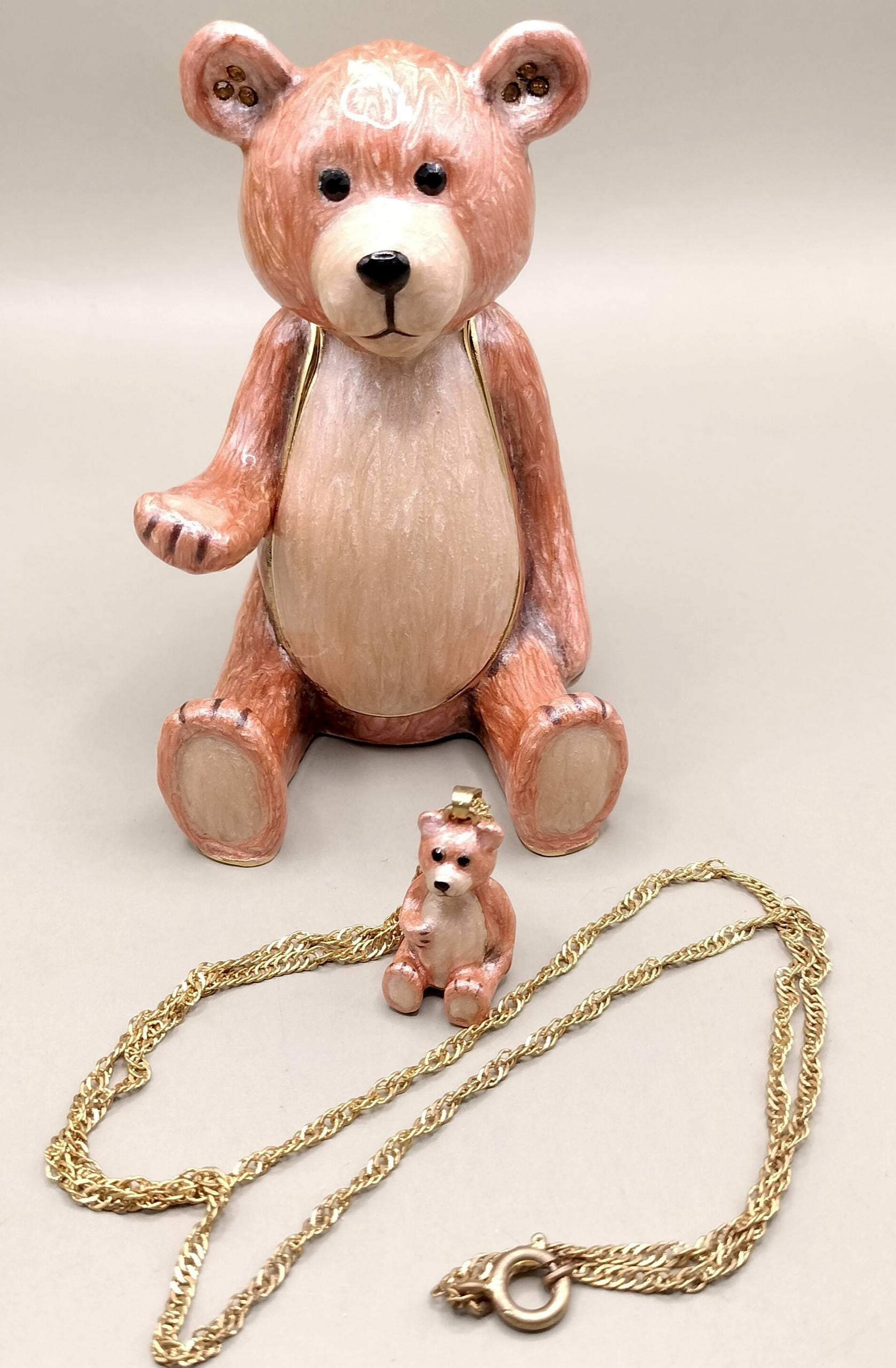 クマの小物入れとマッチするネックレス、Arora Designs Hidden 
