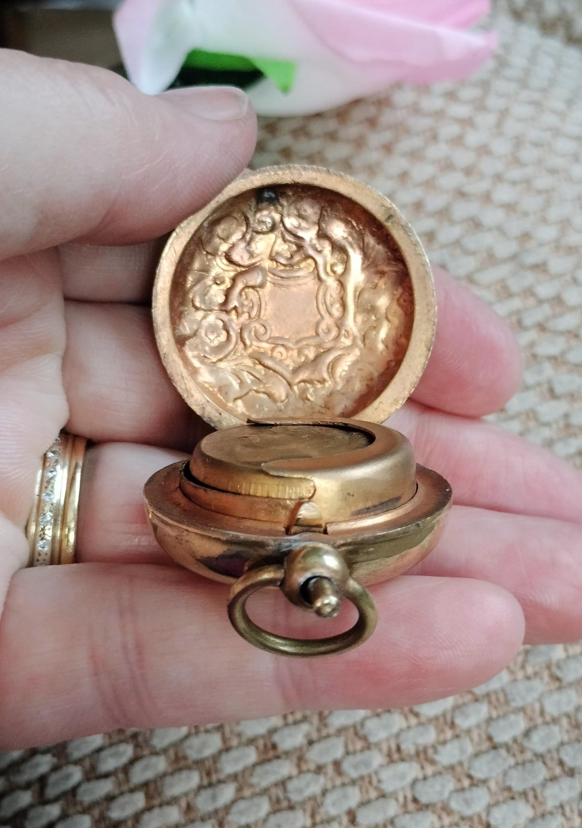 Sovereign Case, Early Victorian Coin Holder, Embossed Lid & Gilded