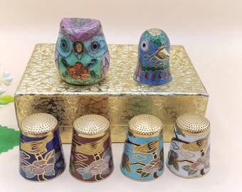 White Cloisonne Thimble, oriental bird pattern, vintage sewing gift, pretty display