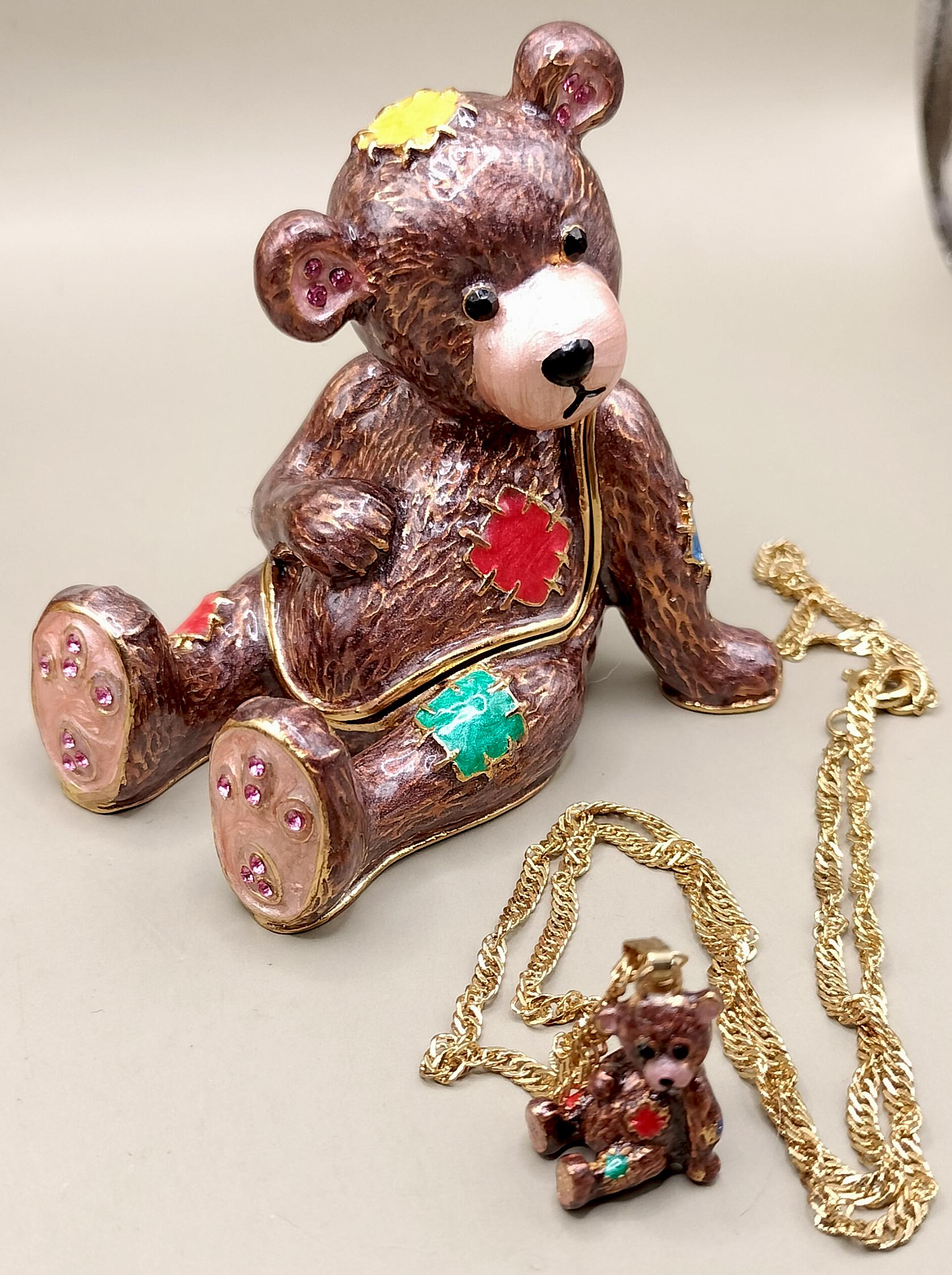クマの小物入れとマッチするネックレス、Arora Designs Hidden 