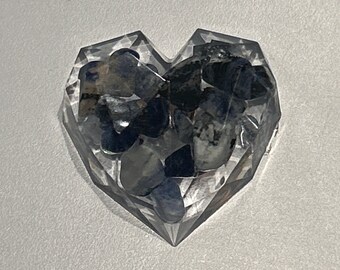 Orgone Orgonite generator  Heart Sodalite Shungite, Copper, Aluminum, Clear Quartz and Amethyst Resin Crystal  EMF protection Reiki Charged