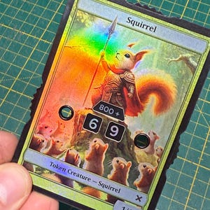 Jeton Écureuil en aluminium sérialisé (X/10) avec affichage numérique (0-999) – Magic the Gathering