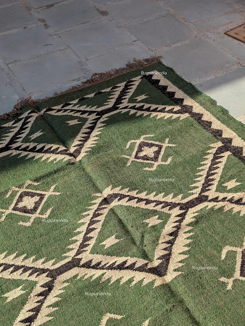 Wool Jute Kilim 9x12, Wool Kilim 8x10, Livingroom Area Rug 9x12, Hallway Area Rug 9x12, Wool Turkish Rug, Jute Area Rug 9x12 Jute Bedroom Rug, Flatweave Jute Rug, Kilim Area Rug, Jute Rug 9x12, Jute Area Rug

Jute Area Rug 9x12, Jute Bedroom Kilim, Wool Jute Rug 9x12 Jute Rug, Indoor Jute Rug, Wool Jute Kilim For Hallway Jute Rug Large Jute Rug, Kilim Area Rug, 8x10 Jute Rug

Kilim green Rug, Accent Rug, Outdoor Rug/Indoor Rug, Living/Dinning Room 4X6 Ft. Wool Jute Kilim Rug, Indian DhurrieRug