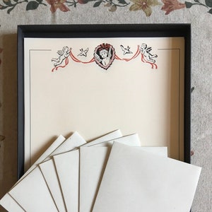 Ilustración de Cupido y querubines - Juego de papel de carta de estilo vintage con sobres - A4