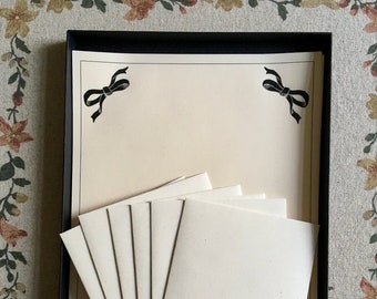 Ribbons and Bows - Vintage Illustration - Writing Paper Set with Envelopes - A4