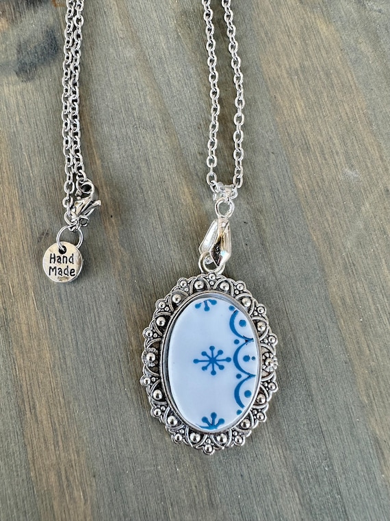 Vintage Corelle Snowflake Blue Necklace, Handmade Repurposed Upcycled Broken China Pendant Silver