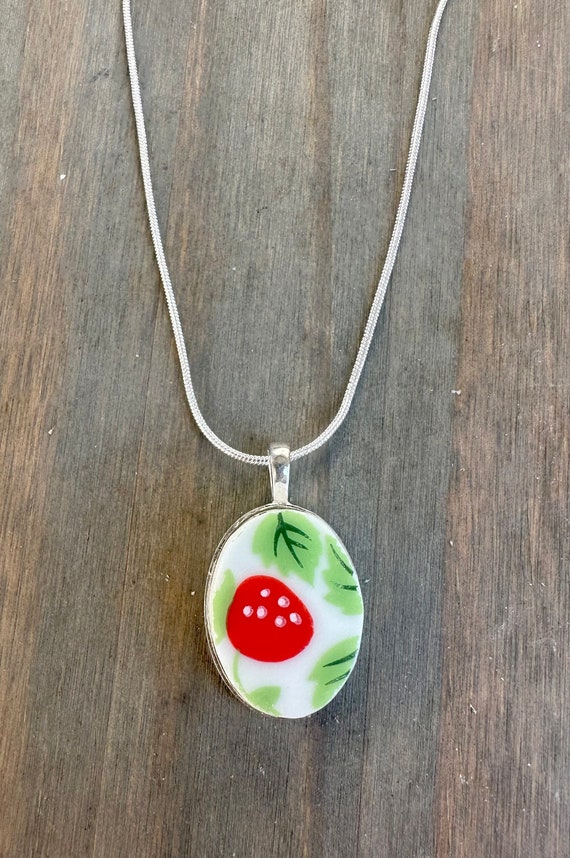 Enesco Swiss Dot Strawberry Plate Broken China Necklace