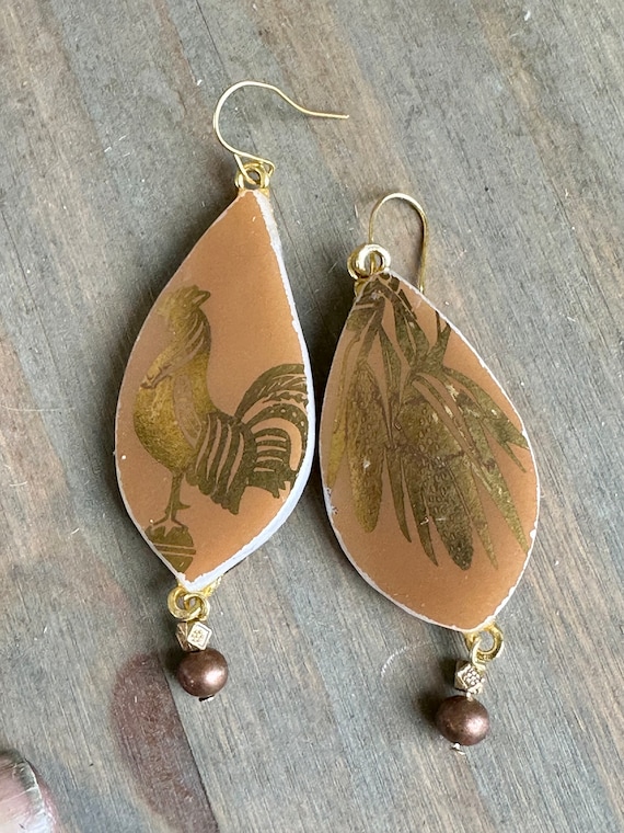 Vintage Pyrex Early American Broken China Jewelry: Upcycled Elegance Earrings