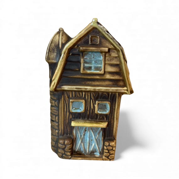 Vintage Barn Wall Pocket By Lefton Ceramic 6.5x4x3