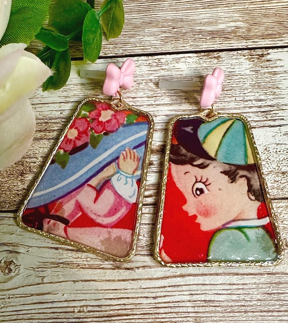 1920s Vintage Valentine Statement Gold Earrings