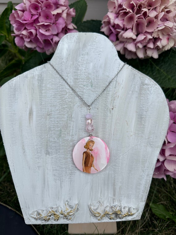 Truly One of a kind Original 1960s Midge Barbie necklace 22”