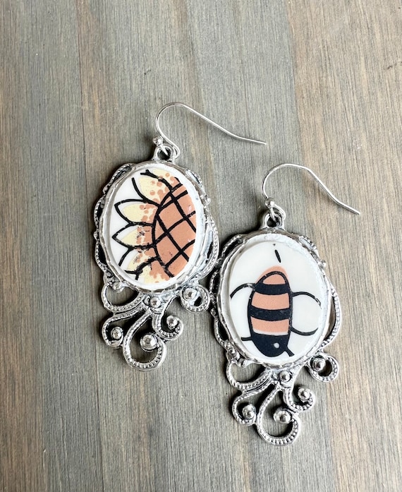 Unique Vintage Correlle Plate Sunblossoms pattern silver bezel earrings