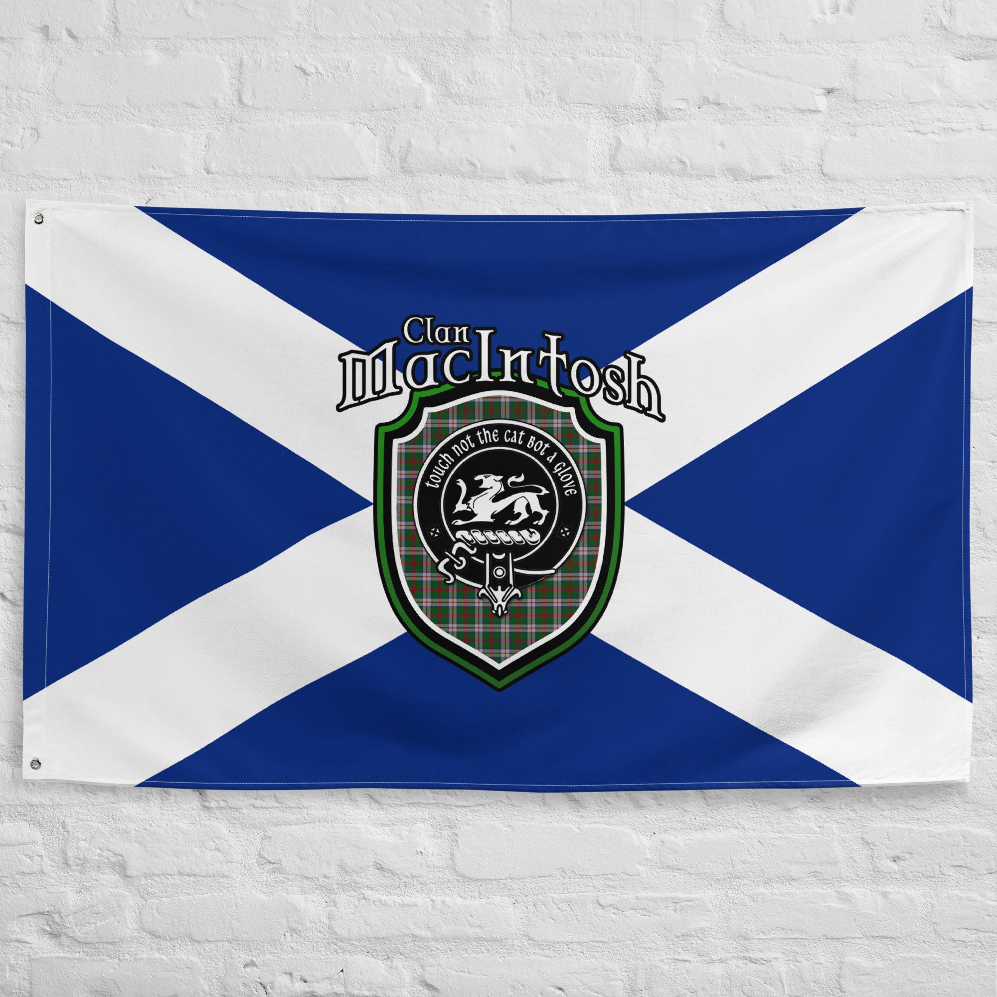 Clan Macintosh Scottish Family Crest, Scotland Flag | Scottish