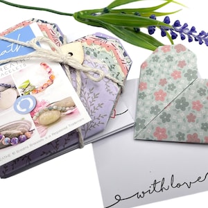 10 corazones de regalo de origami Breathe: corazones de papel hechos a mano con tarjetas personalizables incluidas, ideales para regalar, personalice su hermosa tarjeta