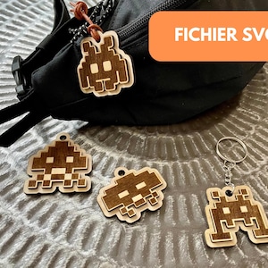 File SVG Portachiavi Space Invaders tagliato al laser