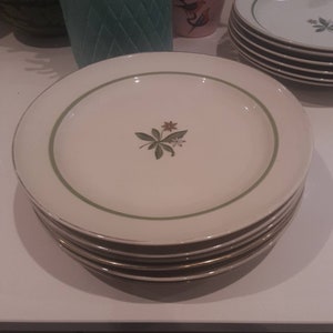 W. J. Schmidt, Bing y Grondahl, seis platos llanos de hierba temblorosa, vintage, década de 1930. Bellamente elaborados. Dinamarca.