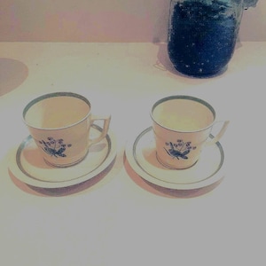 Juego de tazas y platillos de café Royal Copenhagen Quaking Grass, vintage, década de 1930. Thorkild Olsen, de hermosa elaboración. Dinamarca.